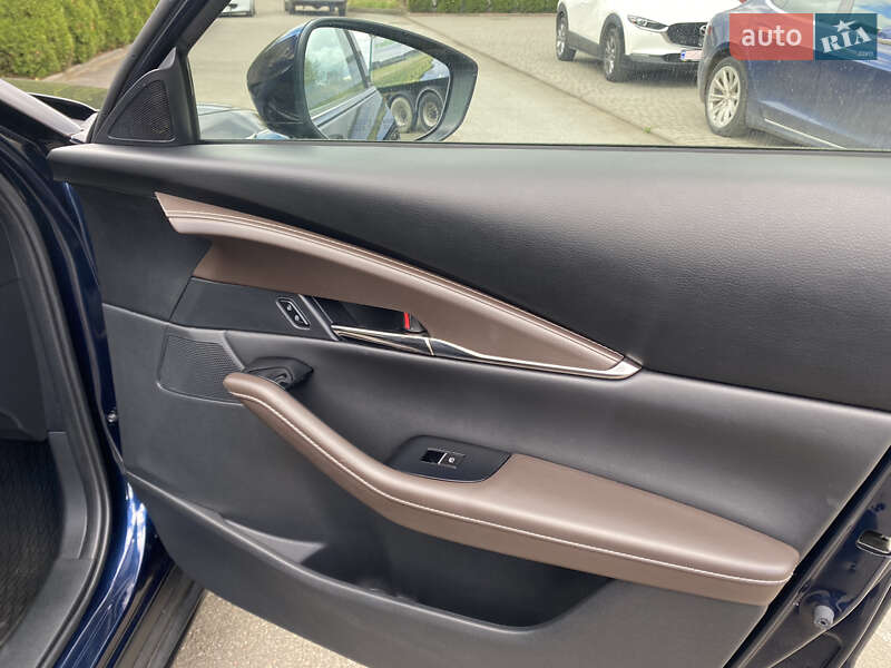 Внедорожник / Кроссовер Mazda CX-30 2023 в Самборе