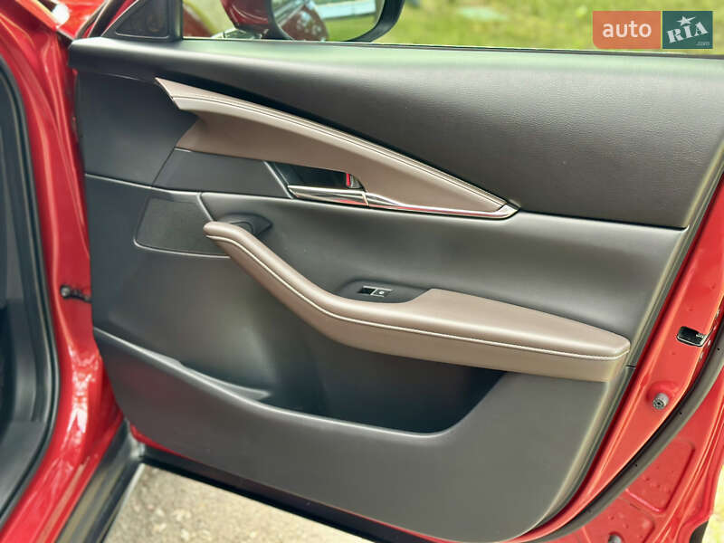 Позашляховик / Кросовер Mazda CX-30 2020 в Києві фото 29 Позашляховик / Кросовер Mazda CX-30 2020 в Києві