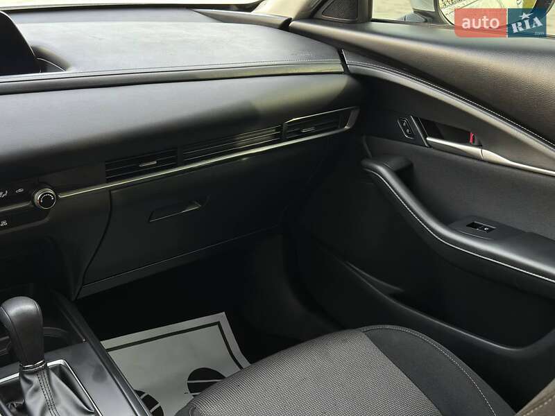 Внедорожник / Кроссовер Mazda CX-30 2021 в Луцке фото 18 Внедорожник / Кроссовер Mazda CX-30 2021 в Луцке