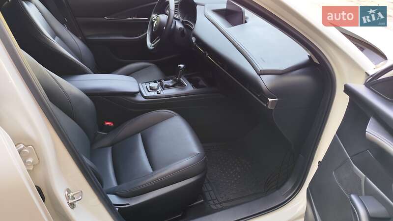 Внедорожник / Кроссовер Mazda CX-30 2022 в Днепре