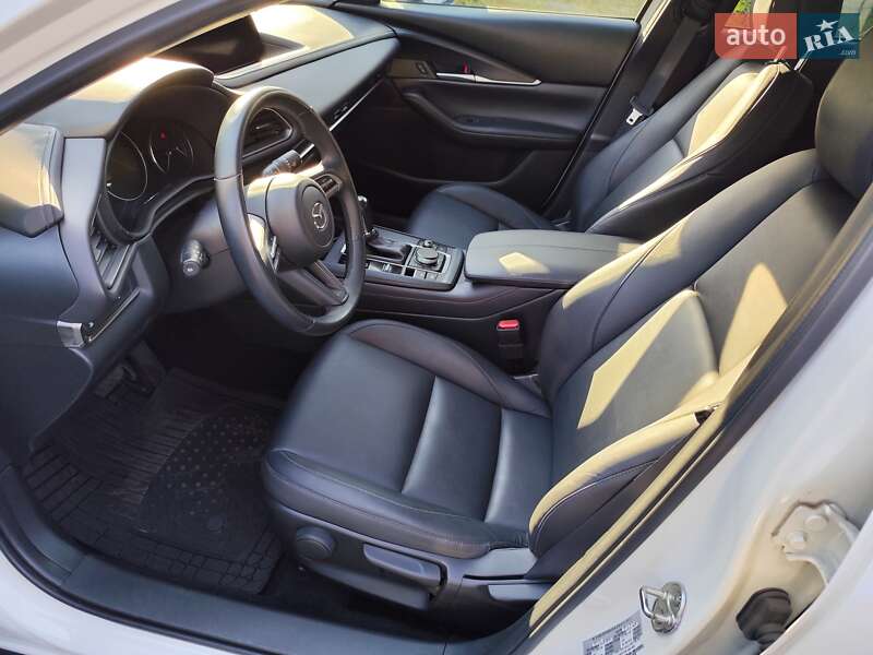 Внедорожник / Кроссовер Mazda CX-30 2022 в Днепре