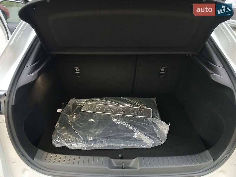 Позашляховик / Кросовер Mazda CX-30 2025 в Дніпрі