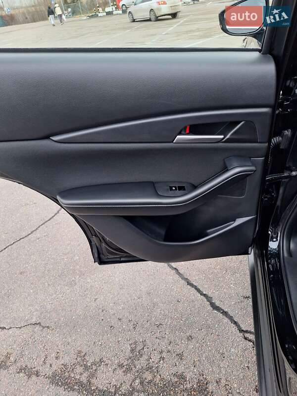 Внедорожник / Кроссовер Mazda CX-30 2024 в Киеве фото 60 Внедорожник / Кроссовер Mazda CX-30 2024 в Киеве