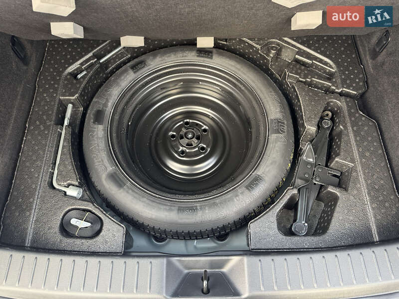 Внедорожник / Кроссовер Mazda CX-30 2023 в Киеве