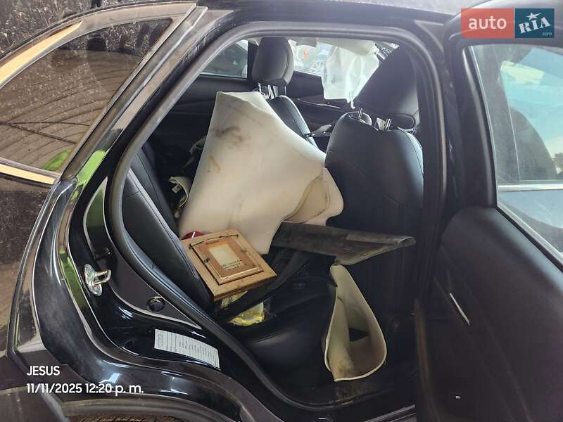 Внедорожник / Кроссовер Mazda CX-30 2023 в Днепре