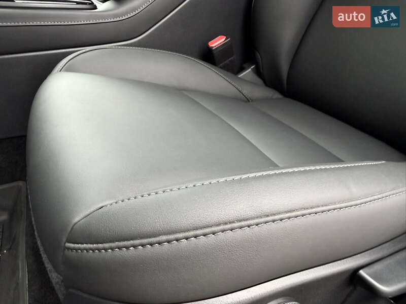 Внедорожник / Кроссовер Mazda CX-30 2025 в Киеве