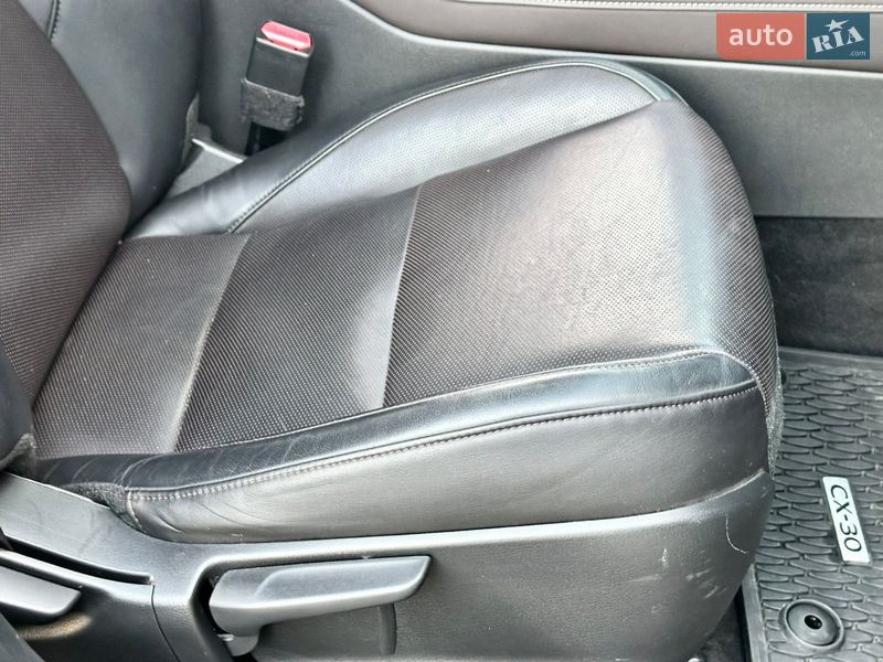 Внедорожник / Кроссовер Mazda CX-30 2020 в Киеве фото 37 Внедорожник / Кроссовер Mazda CX-30 2020 в Киеве