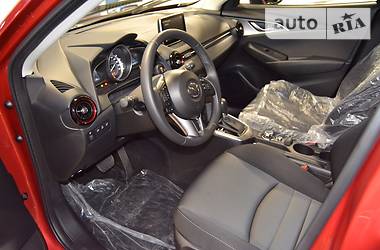Внедорожник / Кроссовер Mazda CX-3 2016 в 