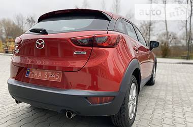 Внедорожник / Кроссовер Mazda CX-3 2016 в Луцке