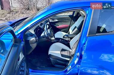 Внедорожник / Кроссовер Mazda CX-3 2015 в 