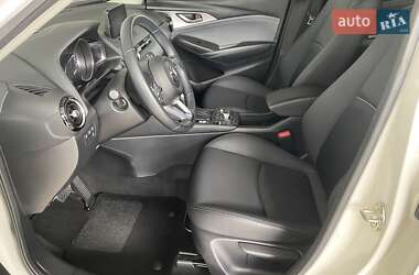 Позашляховик / Кросовер Mazda CX-3 2023 в 