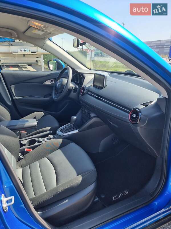 Внедорожник / Кроссовер Mazda CX-3 2017 в Киеве
