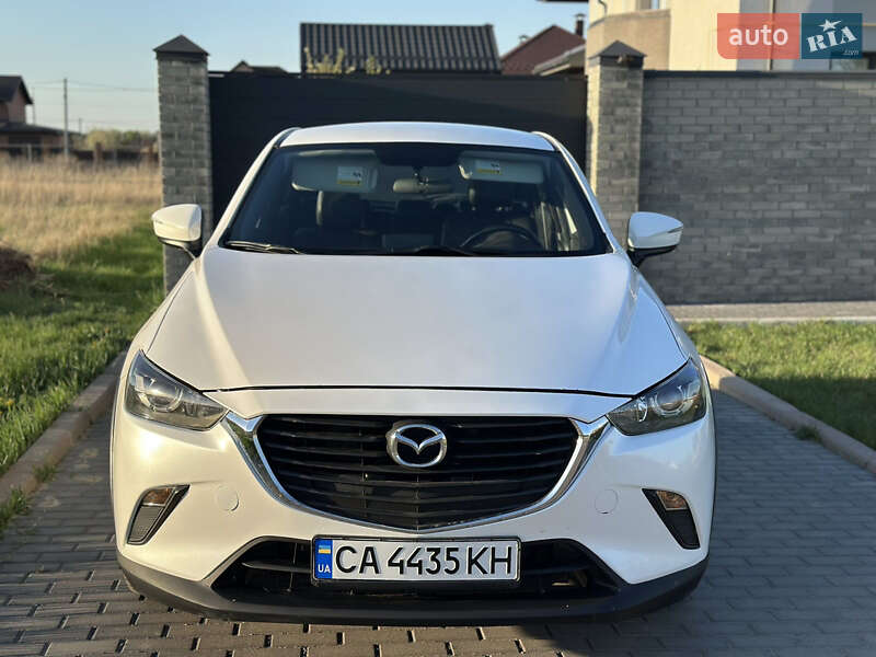 Позашляховик / Кросовер Mazda CX-3 2017 в 