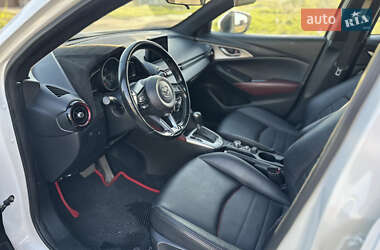 Позашляховик / Кросовер Mazda CX-3 2017 в 