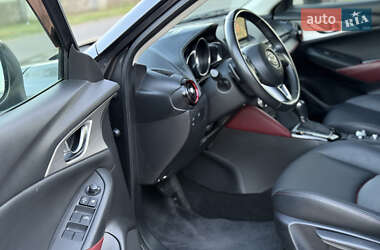 Внедорожник / Кроссовер Mazda CX-3 2016 в 