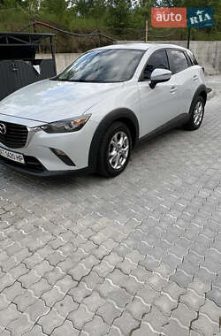 Позашляховик / Кросовер Mazda CX-3 2016 в 