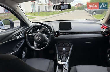 Позашляховик / Кросовер Mazda CX-3 2016 в 