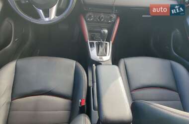 Внедорожник / Кроссовер Mazda CX-3 2016 в 