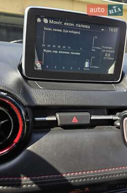 Внедорожник / Кроссовер Mazda CX-3 2015 в 