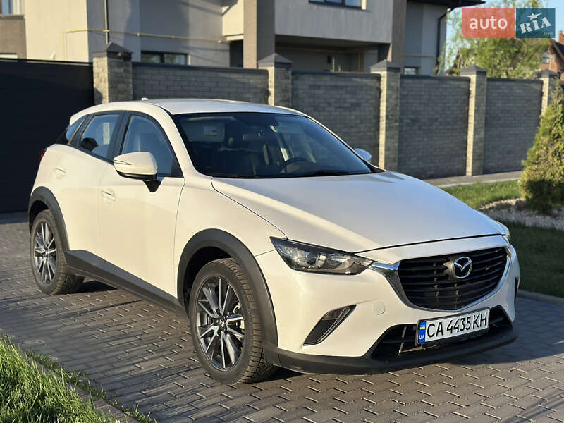 Внедорожник / Кроссовер Mazda CX-3 2017 в 