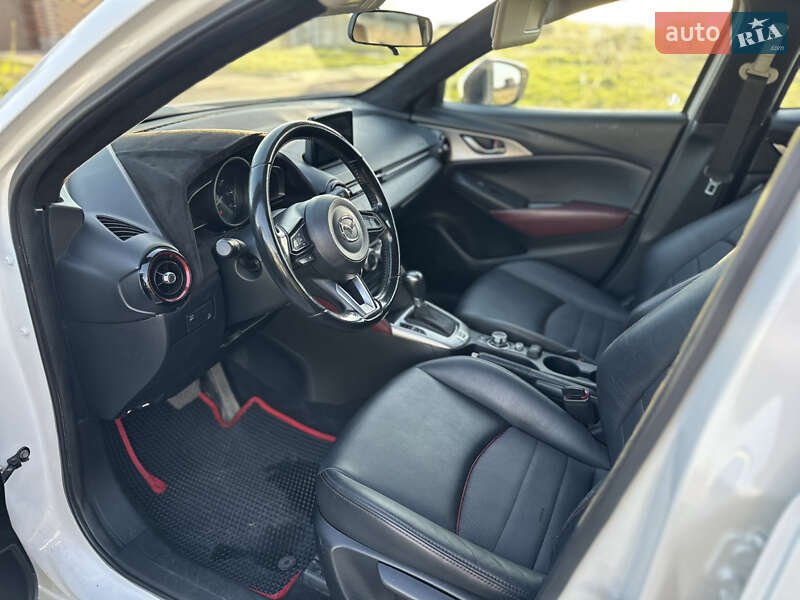 Внедорожник / Кроссовер Mazda CX-3 2017 в Сумах