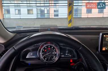 Позашляховик / Кросовер Mazda CX-3 2015 в 