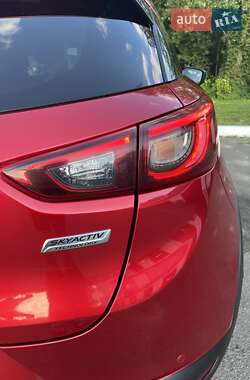 Позашляховик / Кросовер Mazda CX-3 2017 в 
