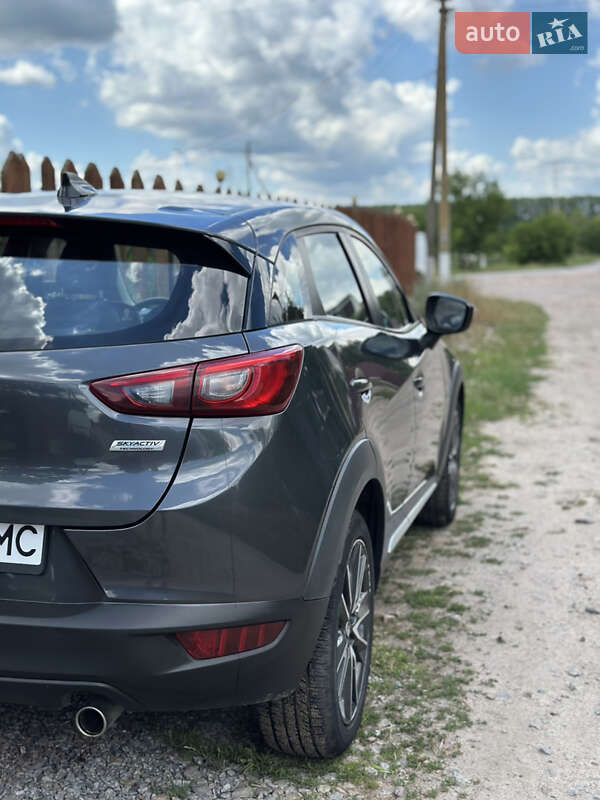 Внедорожник / Кроссовер Mazda CX-3 2015 в Киеве