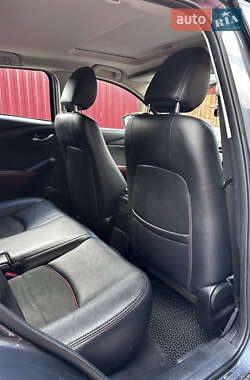 Внедорожник / Кроссовер Mazda CX-3 2015 в 