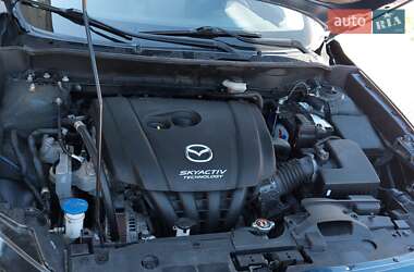 Внедорожник / Кроссовер Mazda CX-3 2017 в 