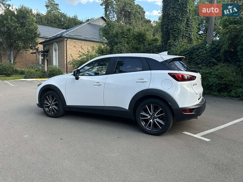 Внедорожник / Кроссовер Mazda CX-3 2017 в Киеве