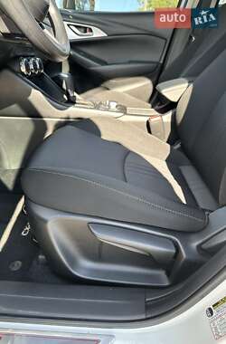 Внедорожник / Кроссовер Mazda CX-3 2021 в 