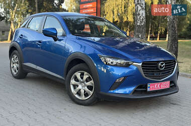 Внедорожник / Кроссовер Mazda CX-3 2017 в 