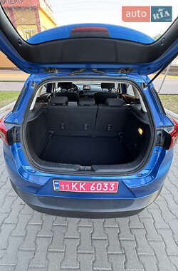 Внедорожник / Кроссовер Mazda CX-3 2017 в 