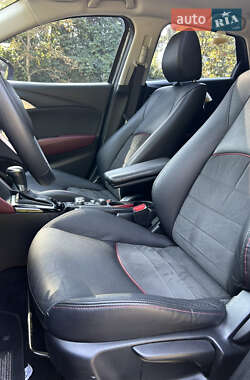 Внедорожник / Кроссовер Mazda CX-3 2015 в 