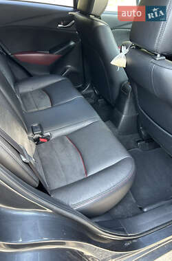 Внедорожник / Кроссовер Mazda CX-3 2015 в 