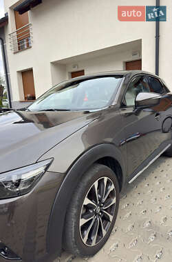 Позашляховик / Кросовер Mazda CX-3 2018 в 