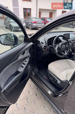 Позашляховик / Кросовер Mazda CX-3 2018 в 