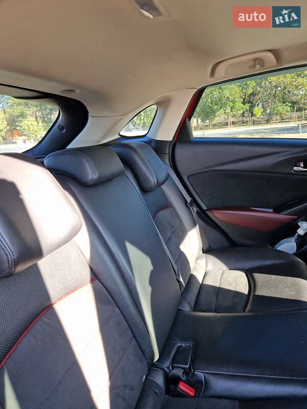 Внедорожник / Кроссовер Mazda CX-3 2015 в Белгороде-Днестровском