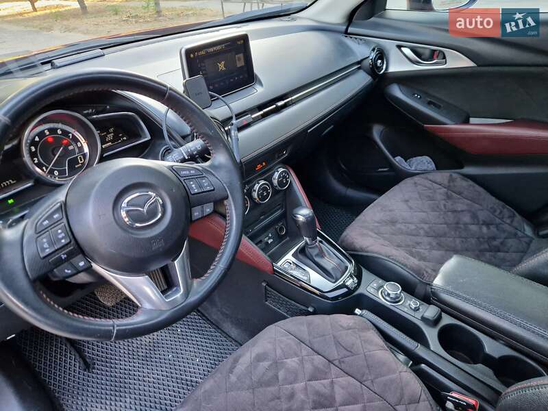 Внедорожник / Кроссовер Mazda CX-3 2015 в Белгороде-Днестровском