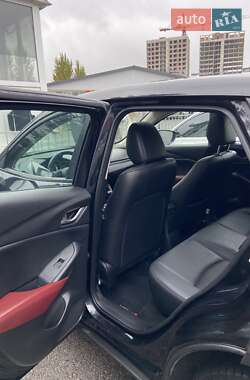 Внедорожник / Кроссовер Mazda CX-3 2017 в 