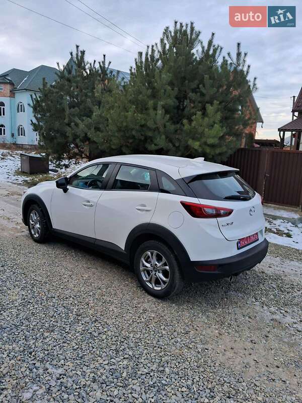 Внедорожник / Кроссовер Mazda CX-3 2016 в Черновцах