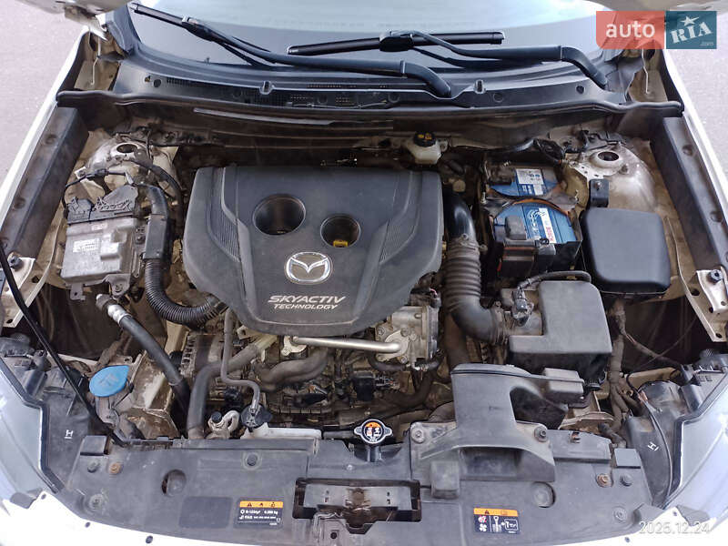 Внедорожник / Кроссовер Mazda CX-3 2016 в Киеве