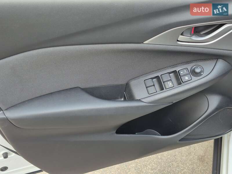 Внедорожник / Кроссовер Mazda CX-3 2015 в Одессе фото 29 Внедорожник / Кроссовер Mazda CX-3 2015 в Одессе