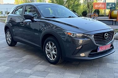 Внедорожник / Кроссовер Mazda CX-3 2017 в Киеве