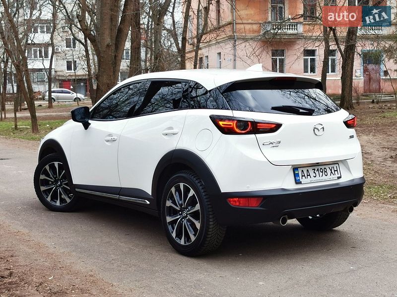 Внедорожник / Кроссовер Mazda CX-3 2019 в Киеве