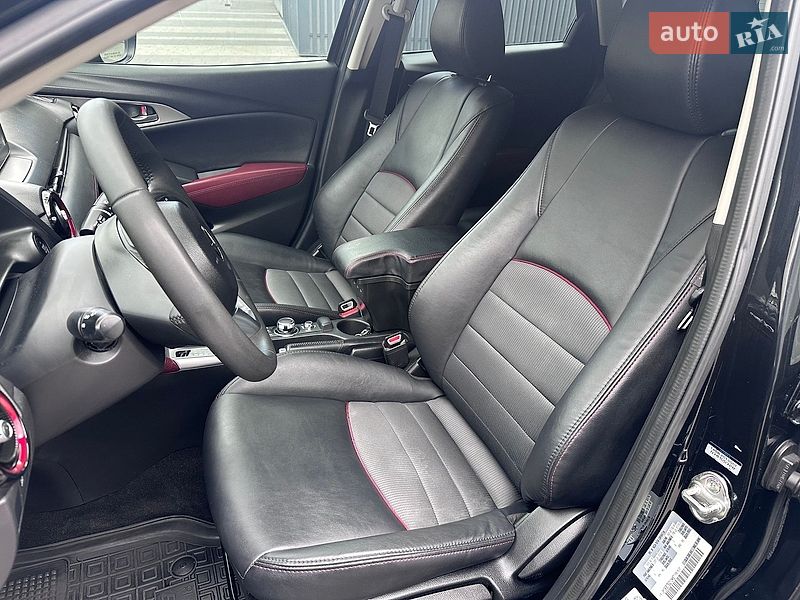 Внедорожник / Кроссовер Mazda CX-3 2015 в Киеве