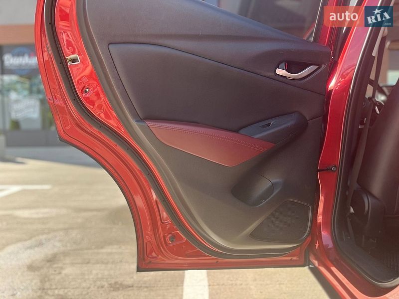 Позашляховик / Кросовер Mazda CX-3 2015 в Києві