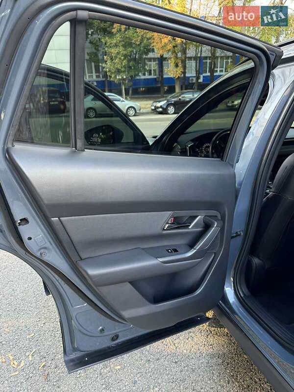 Внедорожник / Кроссовер Mazda CX-50 2022 в Днепре фото 14 Внедорожник / Кроссовер Mazda CX-50 2022 в Днепре