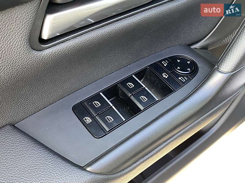Позашляховик / Кросовер Mazda CX-50 2022 в Дніпрі